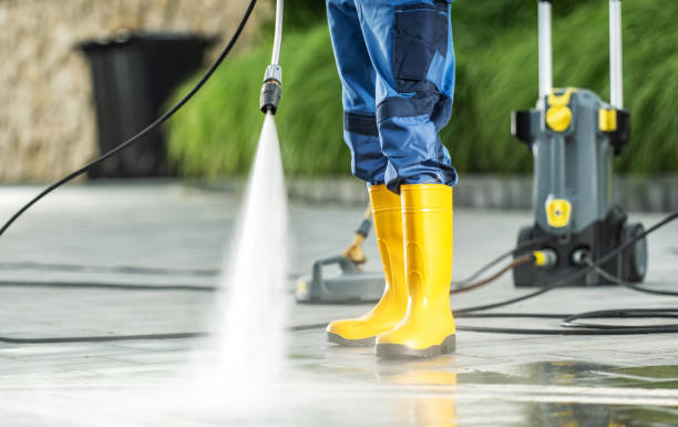 Best Residential Pressure Washing Services  in Smithfield, VA